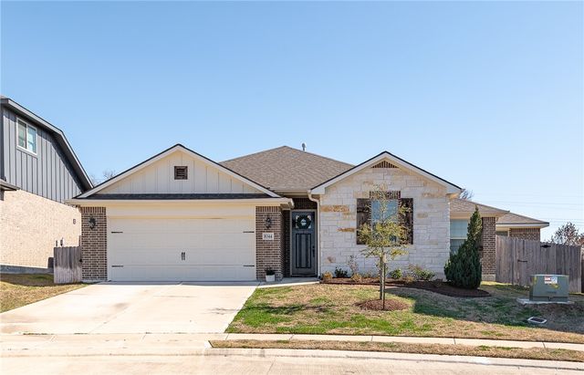 6344 Spartan Drive, College Station, TX 77845