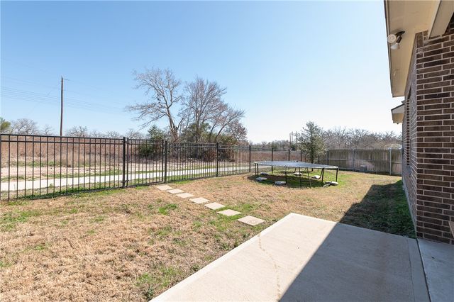 6344 Spartan Drive, College Station, TX 77845