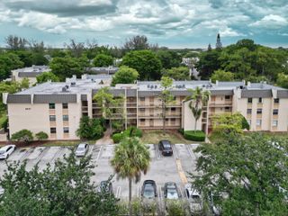 8437 Forest Hills Drive 207, Coral Springs, FL 33065