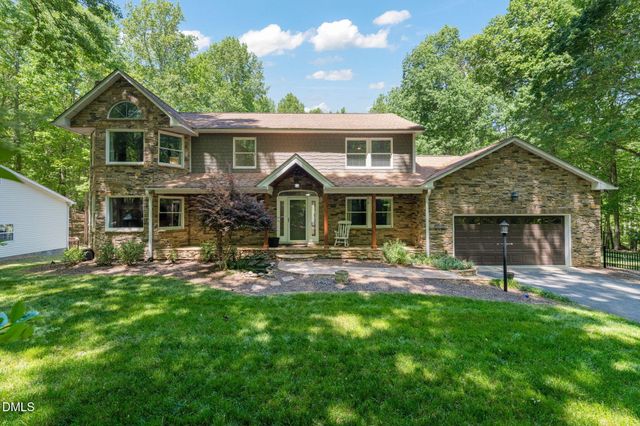 5016 Elkwood Court, Raleigh, NC 27613