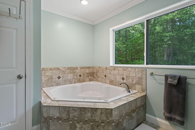 5016 Elkwood Court, Raleigh, NC 27613