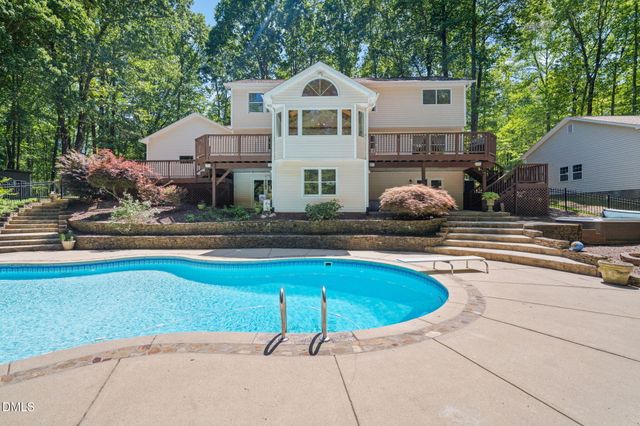 5016 Elkwood Court, Raleigh, NC 27613