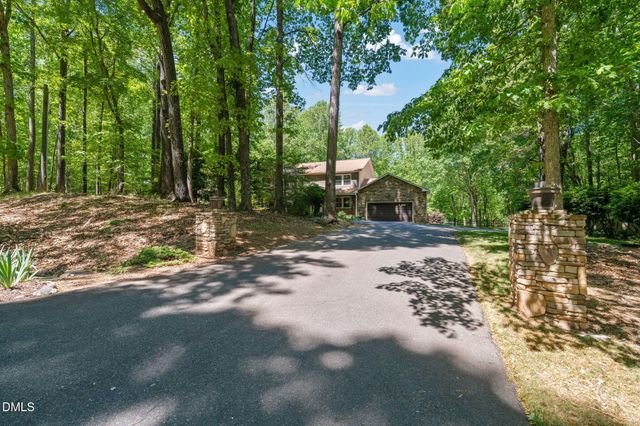 5016 Elkwood Court, Raleigh, NC 27613