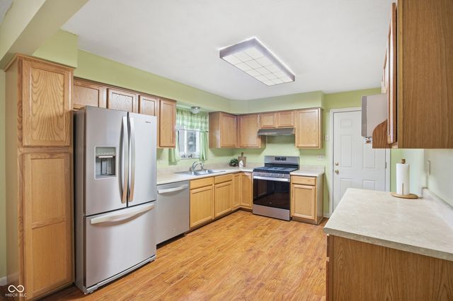 8586 N 200 W, Fortville, IN 46040