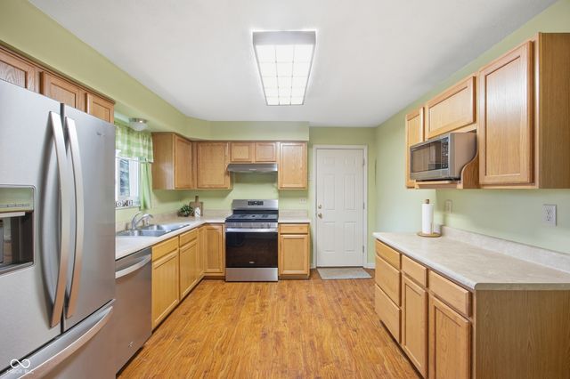 8586 N 200 W, Fortville, IN 46040