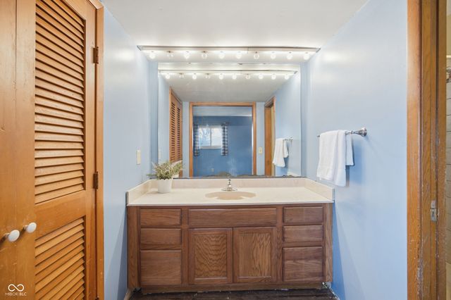 8586 N 200 W, Fortville, IN 46040