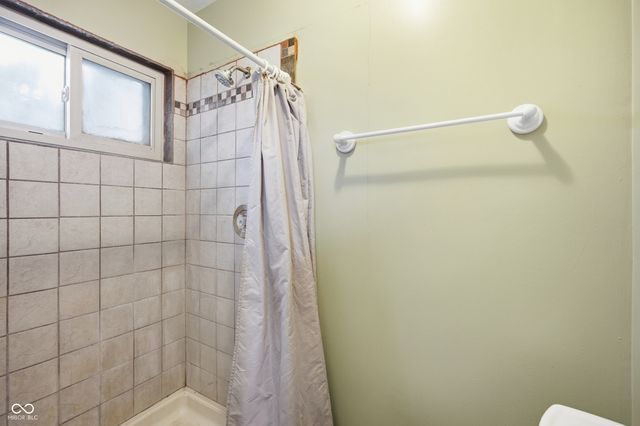 8586 N 200 W, Fortville, IN 46040