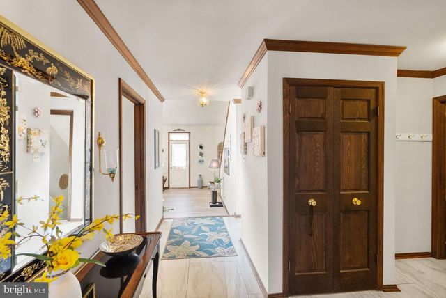 1398 PARK LAKE DR, Reston, VA 20190