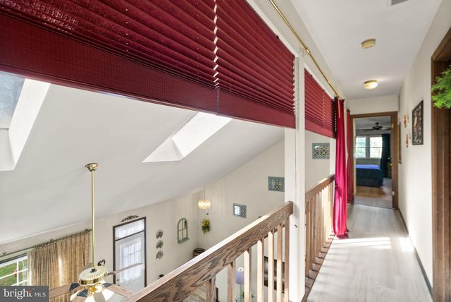 1398 PARK LAKE DR, Reston, VA 20190