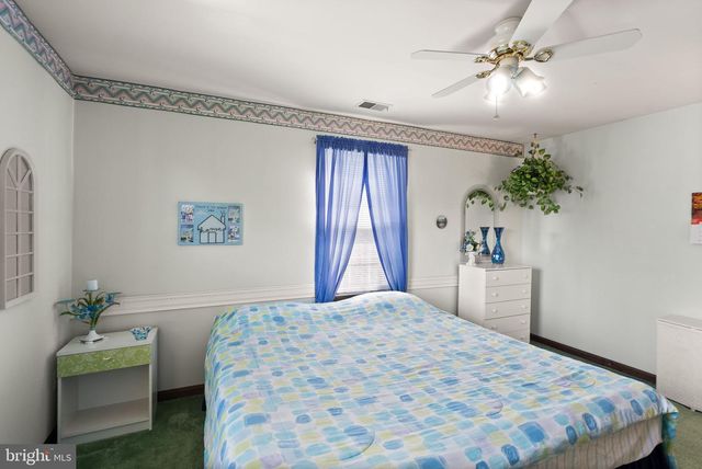 1398 PARK LAKE DR, Reston, VA 20190