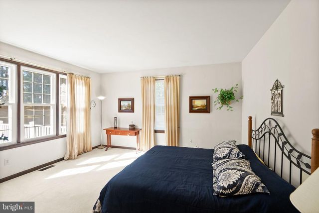 1398 PARK LAKE DR, Reston, VA 20190