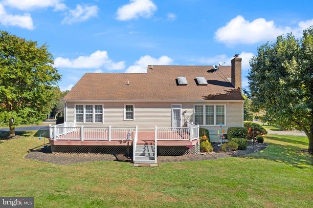 1398 PARK LAKE DR, Reston, VA 20190