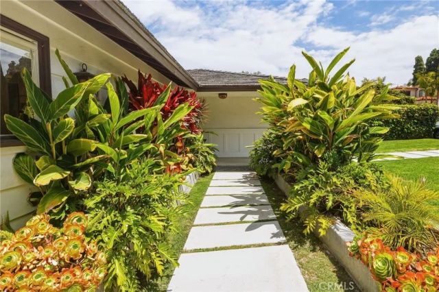 1733 Addison Road, Palos Verdes Estates, CA 90274