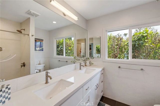 1733 Addison Road, Palos Verdes Estates, CA 90274
