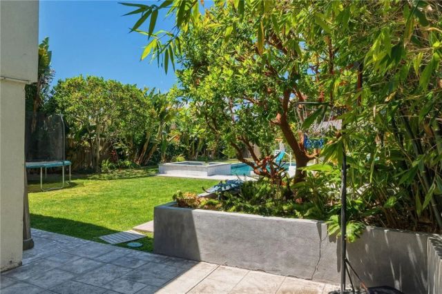 1733 Addison Road, Palos Verdes Estates, CA 90274
