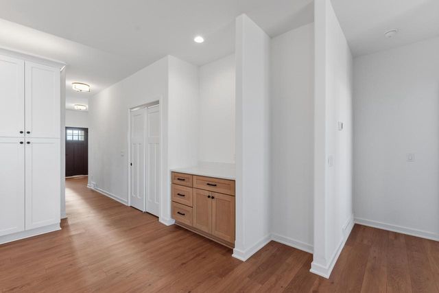 116 Luxembourg Brotherhood BOULEVARD, Belgium, WI 53004