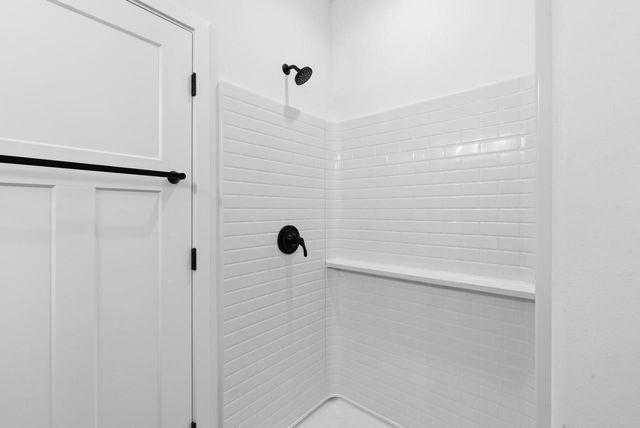 116 Luxembourg Brotherhood BOULEVARD, Belgium, WI 53004