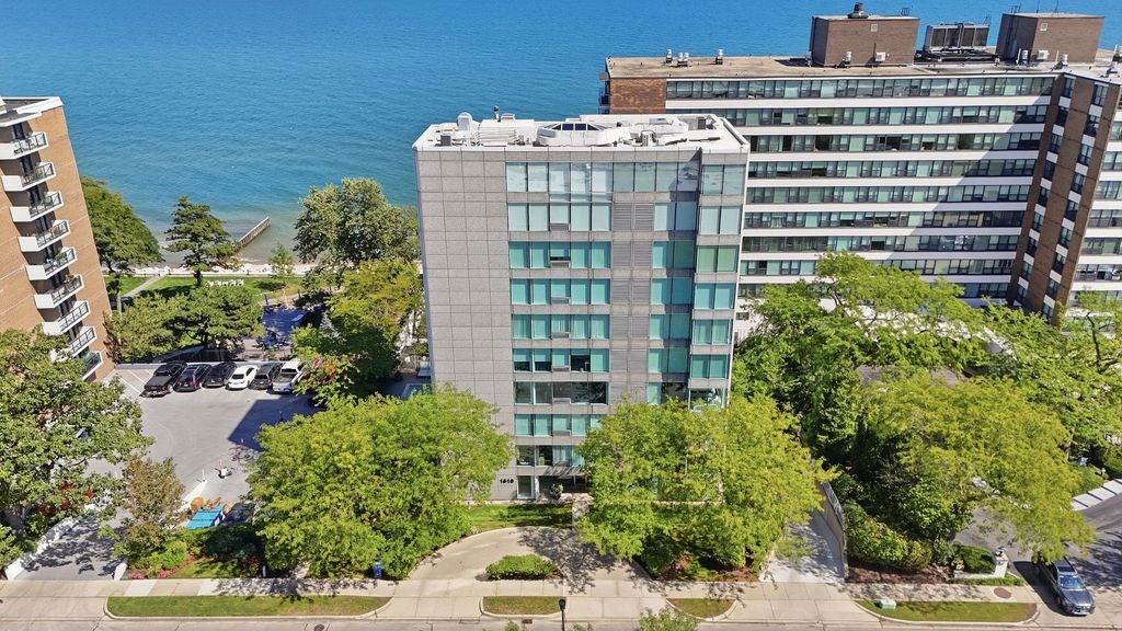 1618 Sheridan Road 4, Wilmette, IL 60091 — photo 2