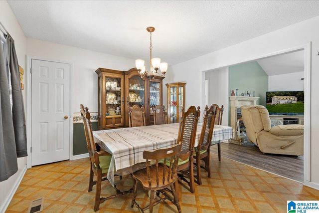 994 JAN STREET, Oneonta, AL 35121