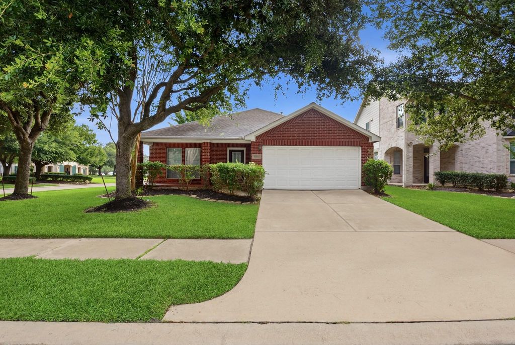 19226 Countryhills Court, Spring, TX 77388