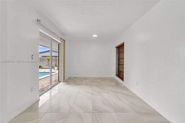 9982 SW 196th St, Cutler Bay, FL 33157