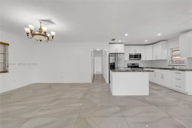 9982 SW 196th St, Cutler Bay, FL 33157