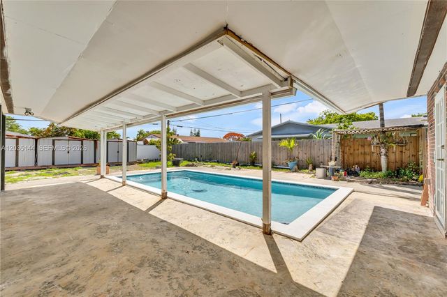 9982 SW 196th St, Cutler Bay, FL 33157