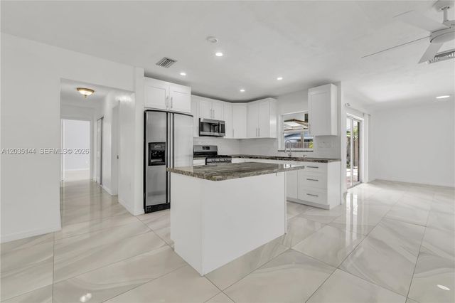 9982 SW 196th St, Cutler Bay, FL 33157