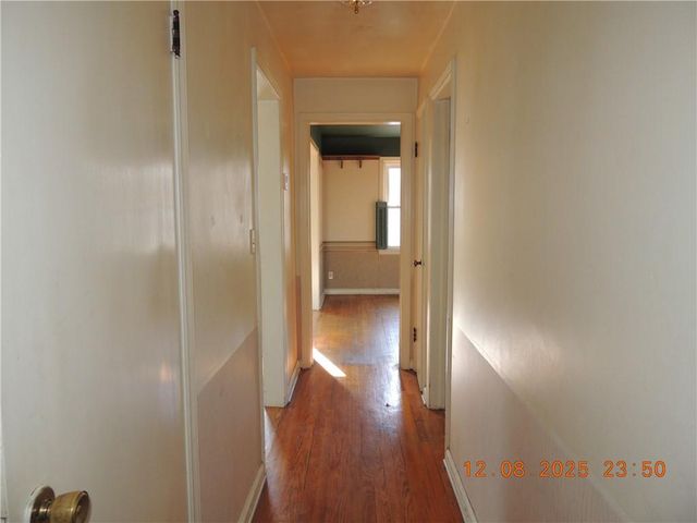 3228 S Cedar Avenue, Independence, MO 64052