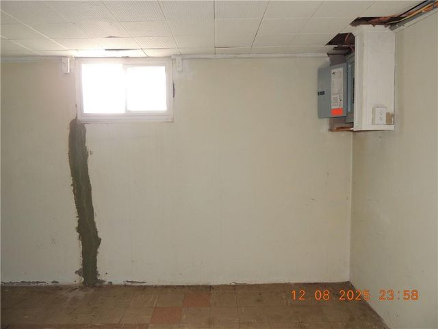 3228 S Cedar Avenue, Independence, MO 64052