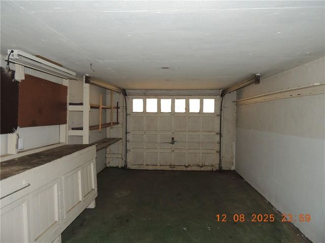 3228 S Cedar Avenue, Independence, MO 64052