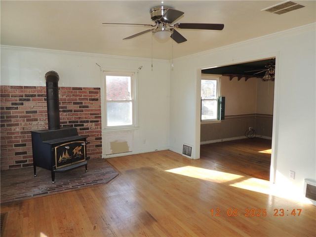 3228 S Cedar Avenue, Independence, MO 64052