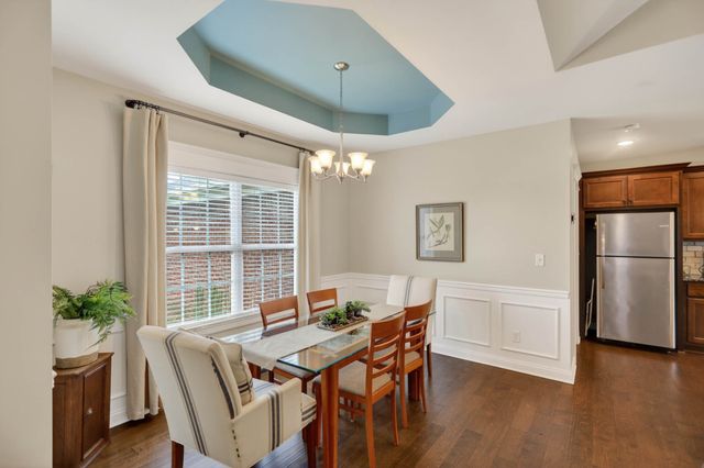 210 Claiborne Cir, Franklin, KY 42134