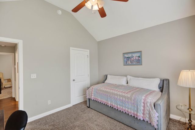 210 Claiborne Cir, Franklin, KY 42134