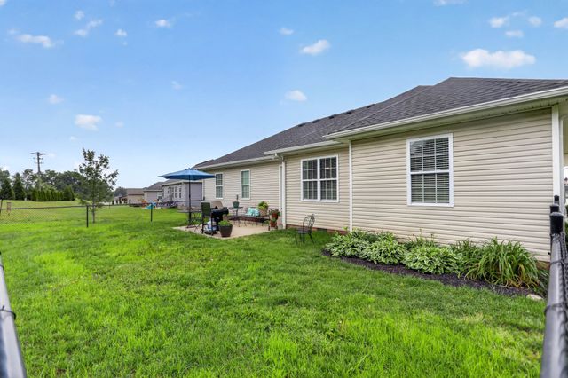 210 Claiborne Cir, Franklin, KY 42134