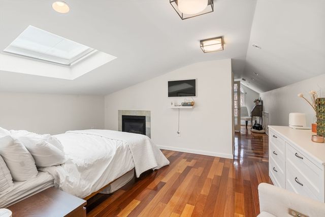 7 Quincy St 7, Watertown, MA 02478