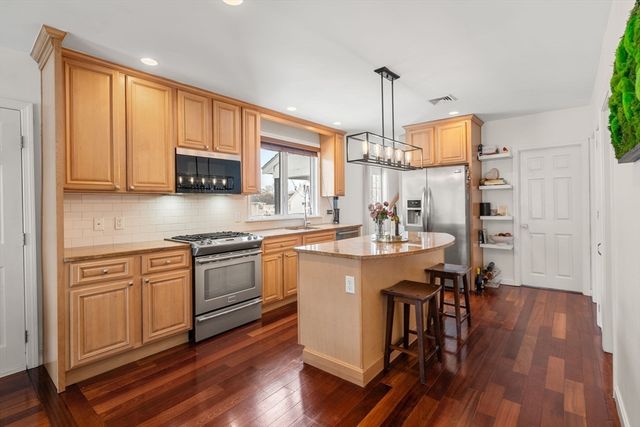 7 Quincy St 7, Watertown, MA 02478