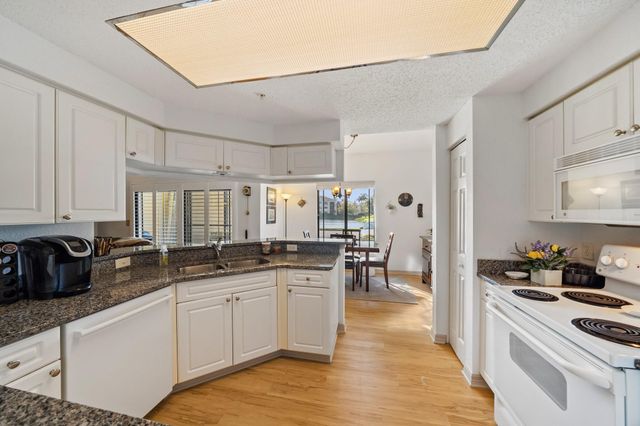 3019 Alcazar Place 107, Palm Beach Gardens, FL 33410