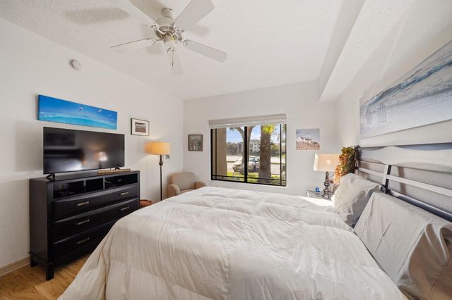 3019 Alcazar Place 107, Palm Beach Gardens, FL 33410