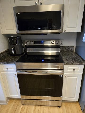 3019 Alcazar Place 107, Palm Beach Gardens, FL 33410