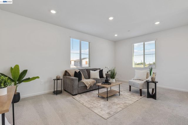 337 Frizzante Lane, Manteca, CA 95337