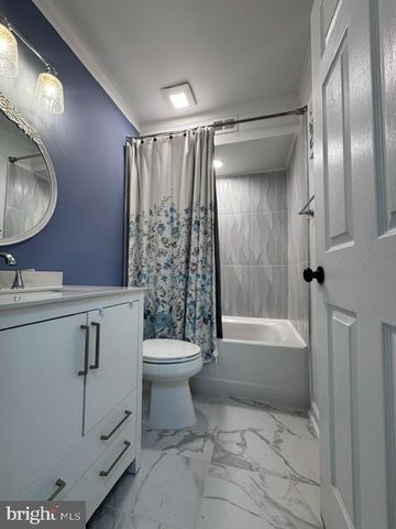 147 WOODLAKE DR, Marlton, NJ 08053