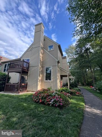 147 WOODLAKE DR, Marlton, NJ 08053