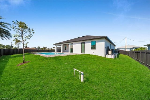 1919 NW 34th AVE, Cape Coral, FL 33993