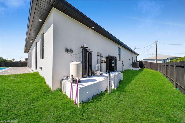 1919 NW 34th AVE, Cape Coral, FL 33993