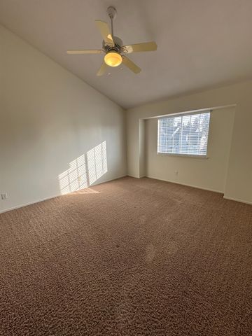 1816 E Frederick Avenue, Fresno, CA 93720