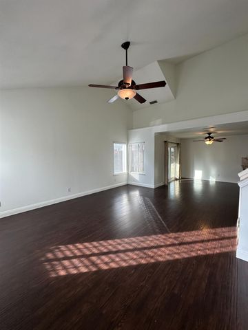 1816 E Frederick Avenue, Fresno, CA 93720