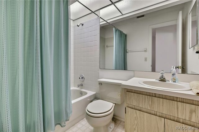 7644 St Andrews Boulevard, Weeki Wachee, FL 34613