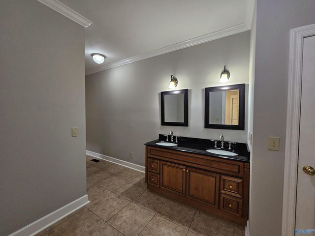 102 Fred Atkinson Road, Huntsville, AL 35806