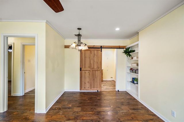 613 13th Street N, Texas City, TX 77590